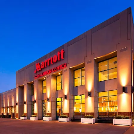 Los Angeles Marriott Burbank Airport-2